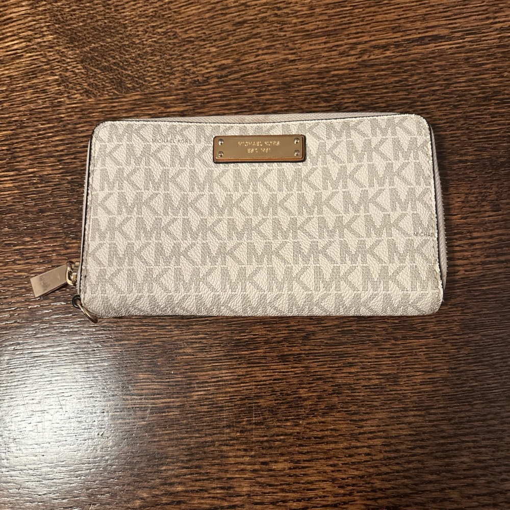 Michael Kors Beige Monogram Wallet